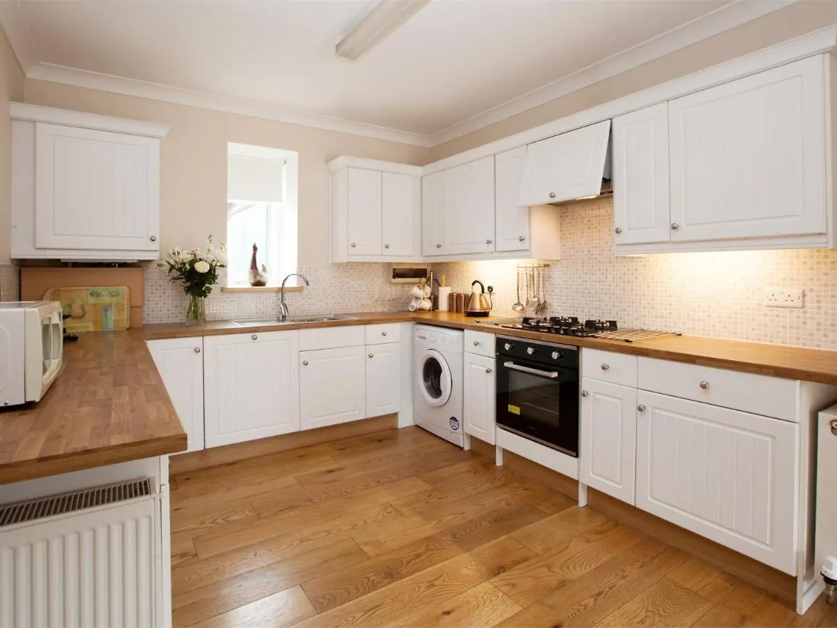 2 Bed In Howden G0113 Saltmarshe